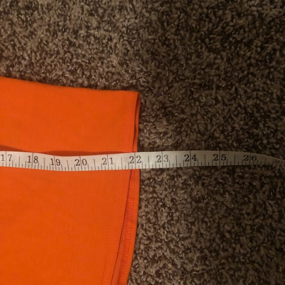 Women’s Nike T-shirt Size S - Picture 6 of 7